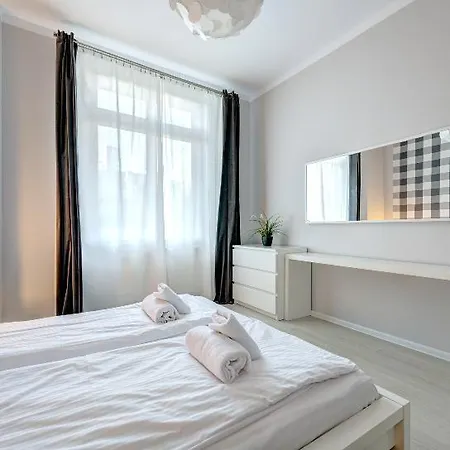 Apartment Dom & House - Monte Cassino Center