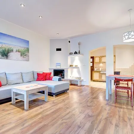 Apartment Dom & House - Monte Cassino Center