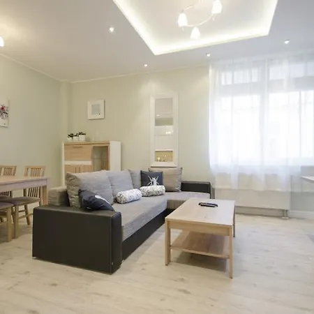Apartment Dom & House - Monte Cassino Center